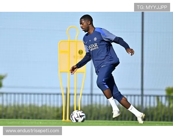 奥斯曼·登贝莱：左右脚均衡成为顶级双足边锋代表