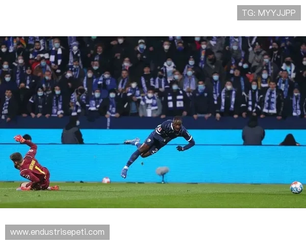 多特蒙德体系漏洞再现,一场失利折射赛季稳定性承压 多特蒙德体系漏洞再现,一场失利折射赛季稳定性承压